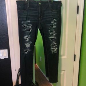 Dark wash ripped jegging
